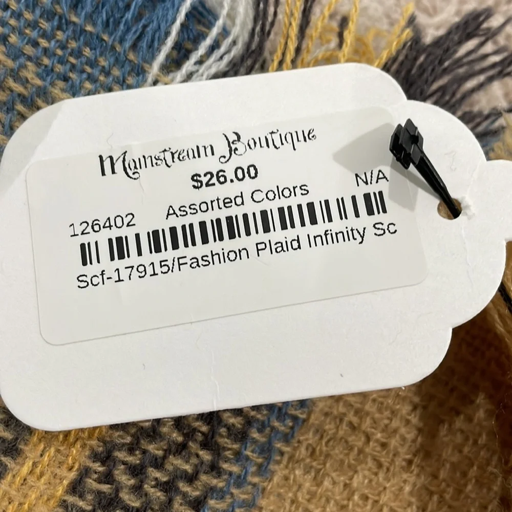 🩷NWT plaid infinity scarf 💯 acrylic